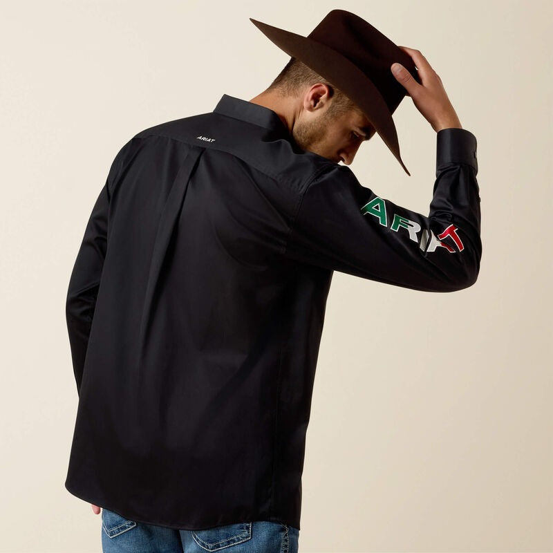 MNS Team Logo Twill Classic Fit Shirt